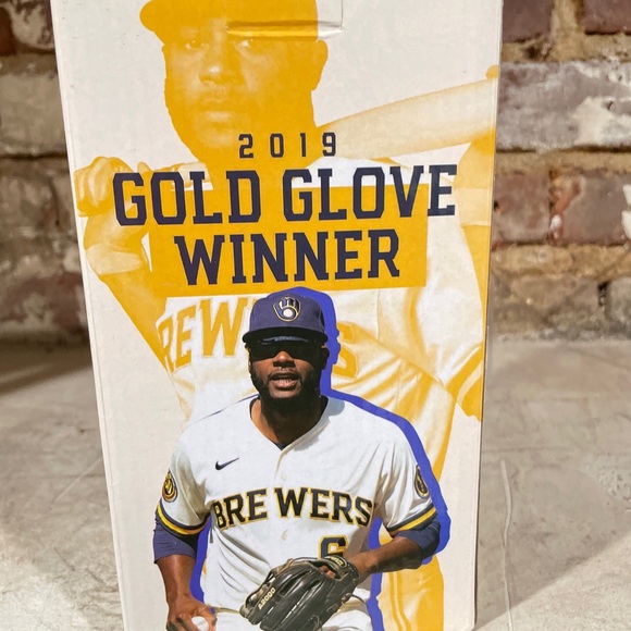 Lorenzo Cain 2019 Gold Glove Bobblehead Milwaukee Brewers SGA 7/25/21 Baseball - Picture 2 of 3